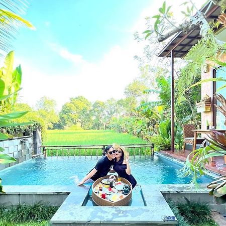 Nirankara Private Pool Villa - By Ubud Paradise Extérieur photo
