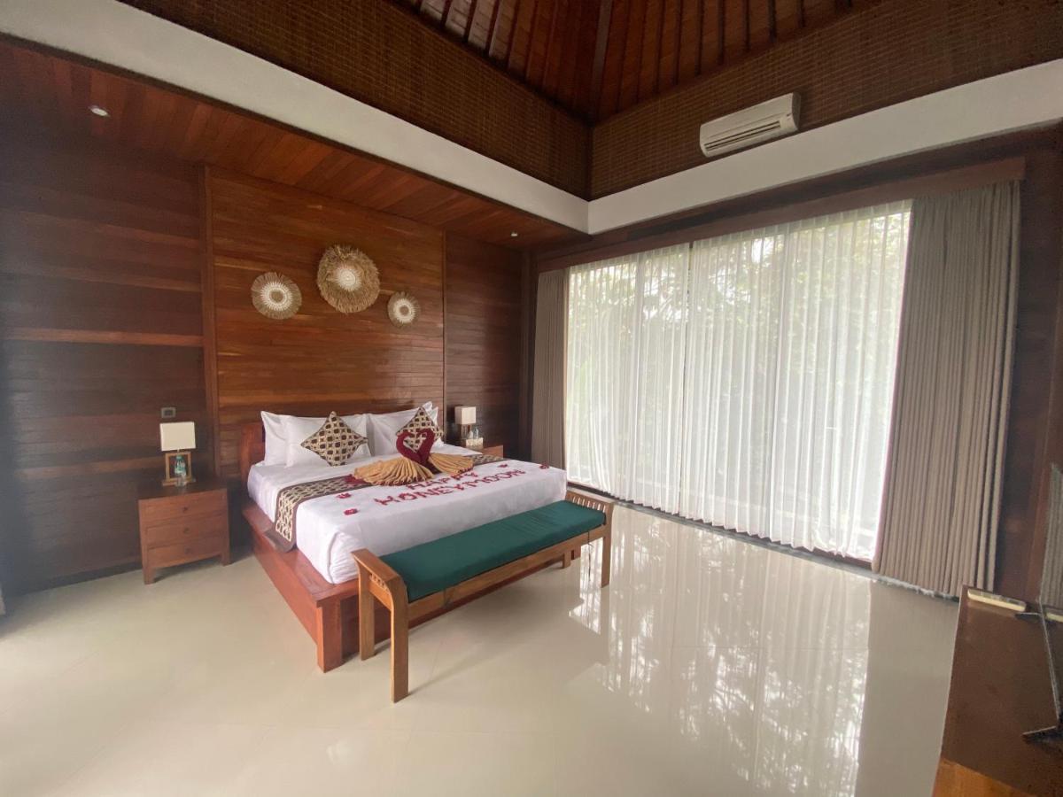 Nirankara Private Pool Villa - By Ubud Paradise Extérieur photo
